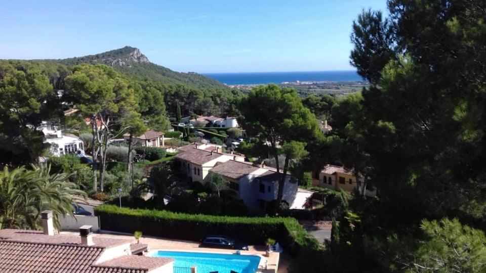 Alemanya 38 Villa Torroella De Montgri Exterior photo